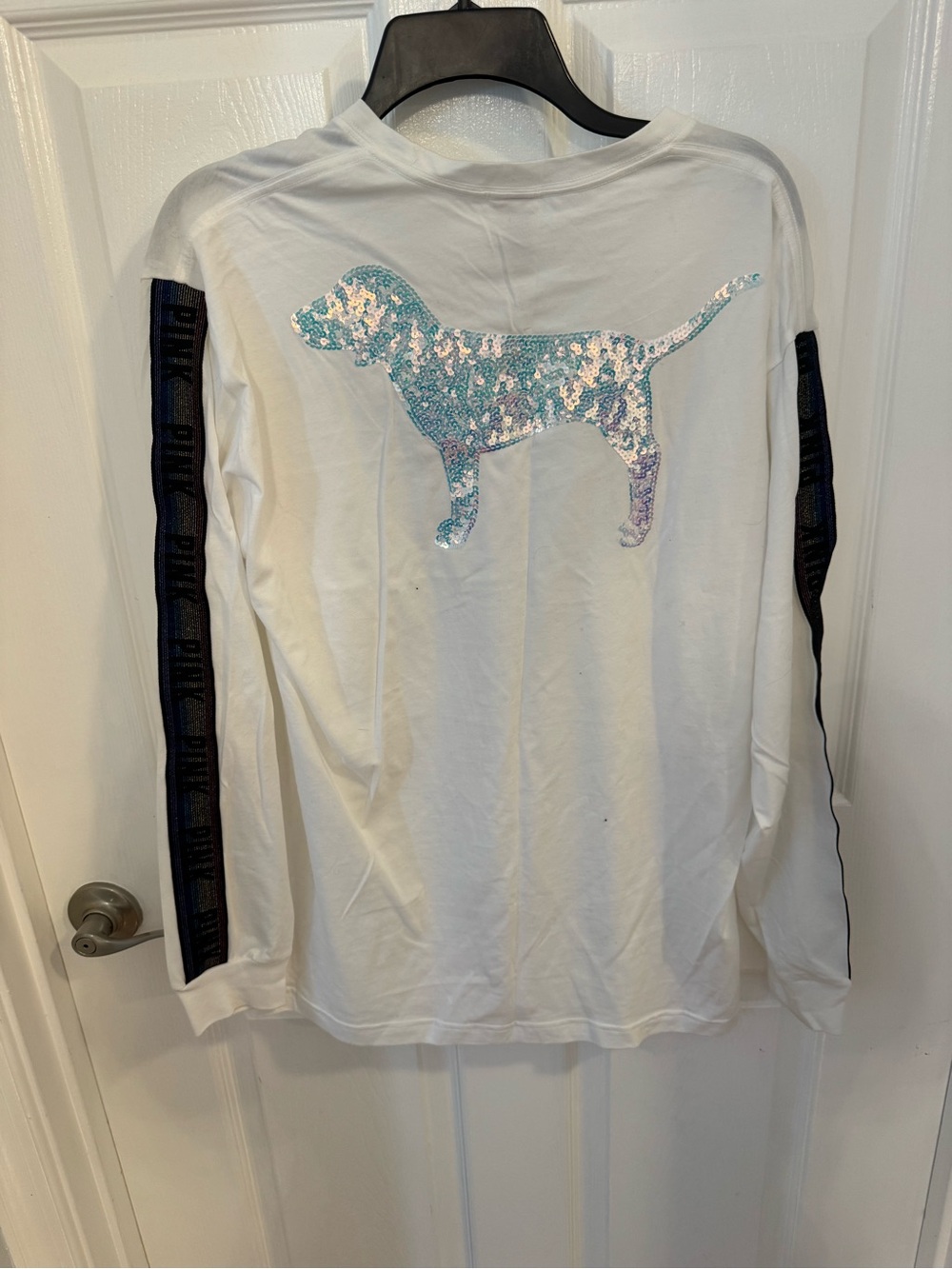 PINK Victoria's Secret White Long-Sleeve Pocket Tee with Dog Logo, rainbow sleev - Picture 5 of 5
